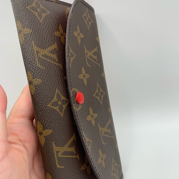 Authentic Louis Vuitton Emilie Wallet - Picture 7 of 16